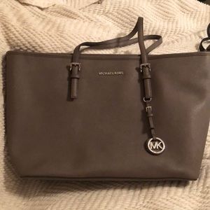 MK tote